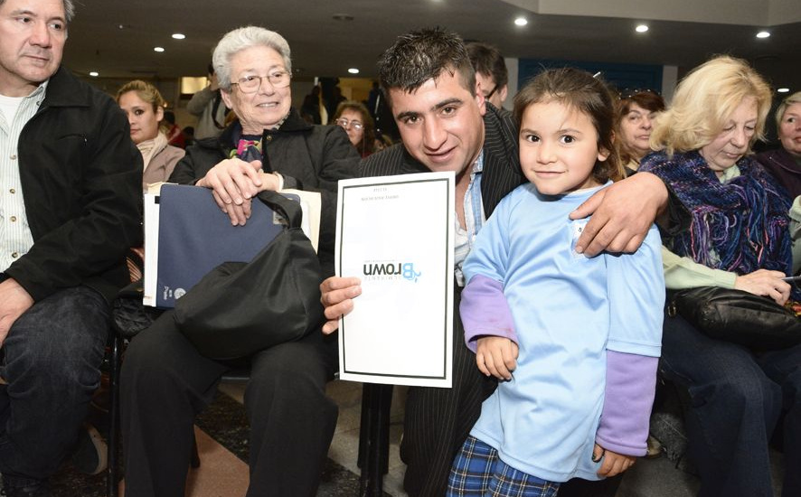 El municipio distinguió el trabajo de instituciones de Almirante Brown
